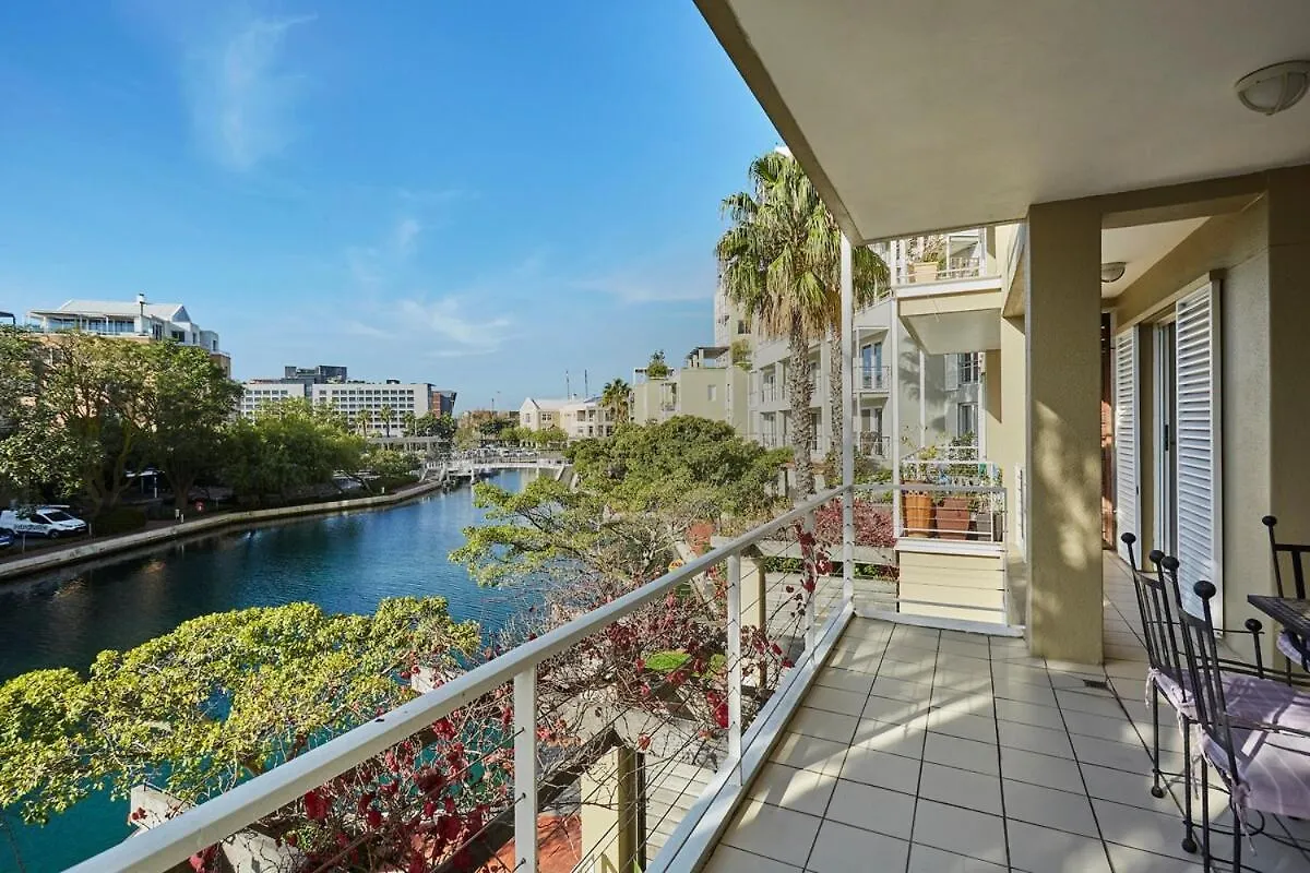 102 Ellesmere Cape Town Apartment